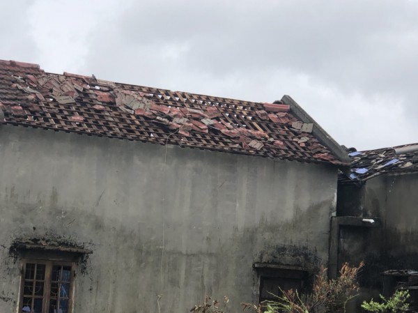 Bão số 4 Noru: 190 căn nhà ở Thừa Thiên - Huế bị tốc mái, vùng biển thiệt hại nặng
