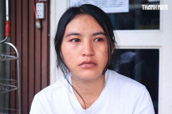 Bé trai nguy cơ mất ánh sáng vì ung thư mắt, gia đình kiệt quệ cầu cứu