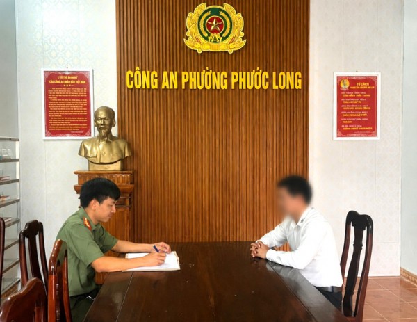 Bị phạt 7,5 triệu đồng vì xúc phạm danh dự đồng nghiệp trên mạng xã hội Bị phạt 7,5 triệu đồng vì xúc phạm danh dự đồng nghiệp trên mạng xã hội