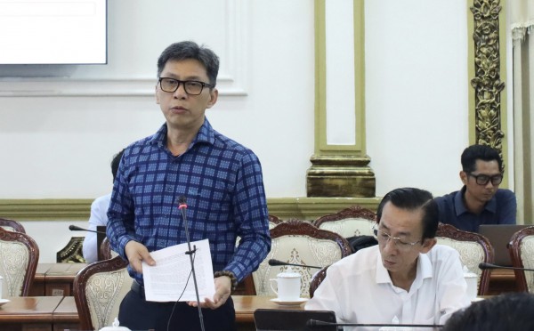 Bí thư Nguyễn Văn Nên và Chủ tịch Phan Văn Mãi gặp cộng đồng đổi mới sáng tạo