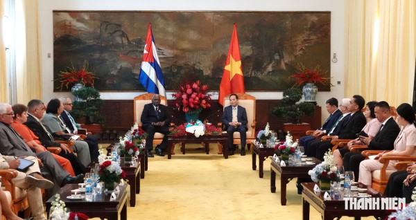 Bí thư Thành ủy TP.HCM Trần Lưu Quang hội kiến Chủ tịch Quốc hội Cuba Bí thư Thành ủy TP.HCM Trần Lưu Quang hội kiến Chủ tịch Quốc hội Cuba