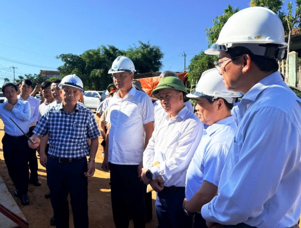Bí thư Đà Nẵng: Xem giải phóng mặt bằng là tiêu chí đánh giá người đứng đầu Bí thư Đà Nẵng: Xem giải phóng mặt bằng là tiêu chí đánh giá người đứng đầu