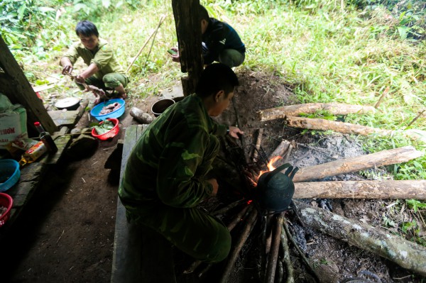 'Biệt đội bẫy ảnh' săn tìm dấu chân thú hoang 'Biệt đội bẫy ảnh' săn tìm dấu chân thú hoang