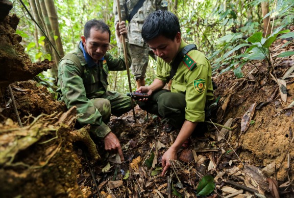 'Biệt đội bẫy ảnh' săn tìm dấu chân thú hoang 'Biệt đội bẫy ảnh' săn tìm dấu chân thú hoang