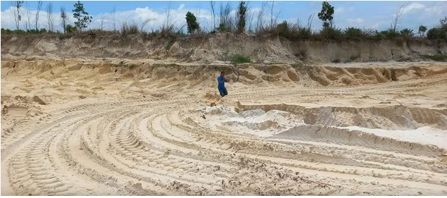 Bình Thuận: Để khai thác khoáng sản trái phép, người đứng đầu phải chịu trách nhiệm