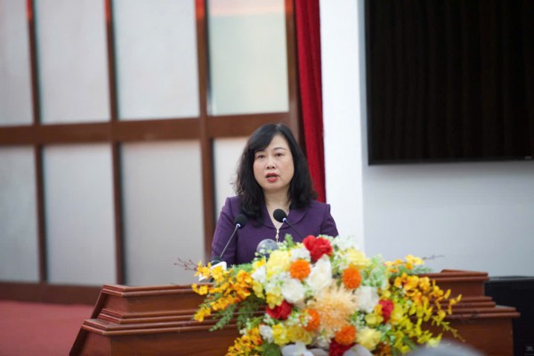 Bộ trưởng Bộ Y tế trả lời cử tri về xóa nợ thuế cho bệnh viện công Bộ trưởng Bộ Y tế trả lời cử tri về xóa nợ thuế cho bệnh viện công