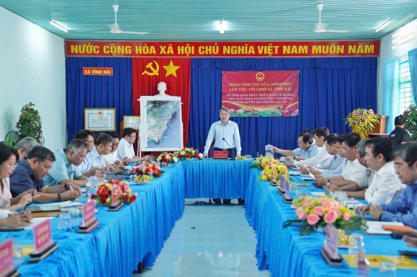 Bộ trưởng Nguyễn Hải Ninh khảo sát dự án điện hạt nhân Ninh Thuận 2 Bộ trưởng Nguyễn Hải Ninh khảo sát dự án điện hạt nhân Ninh Thuận 2