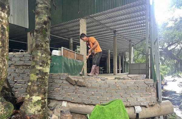 Buộc tháo dỡ công trình trên đất rừng phòng hộ cạnh đèo Bảo Lộc Buộc tháo dỡ công trình trên đất rừng phòng hộ cạnh đèo Bảo Lộc