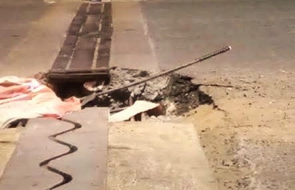 Cà Mau: Thi công cầu Huỳnh Thúc Kháng gây lo ngại an toàn giao thông giờ cao điểm Cà Mau: Thi công cầu Huỳnh Thúc Kháng gây lo ngại an toàn giao thông giờ cao điểm