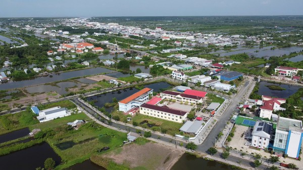 Cà Mau lập 13 phường: Đầu mối thủy sản Cái Đôi Vàm chiến lược kinh tế biển