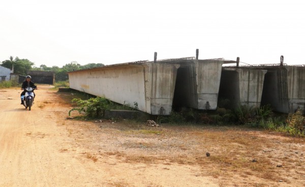 Cận cảnh cầu 220 tỉ đồng bắc qua sông Trường Giang 'treo' gần thập niên