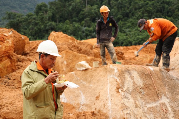 Cận cảnh đèo Khánh Lê ngày thông xe toàn bộ 2 làn