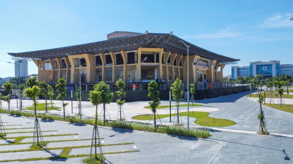 Cận cảnh dự án quảng trường 'điểm nhấn' gần 200 tỉ đồng ở Huế Cận cảnh dự án quảng trường 'điểm nhấn' gần 200 tỉ đồng ở Huế