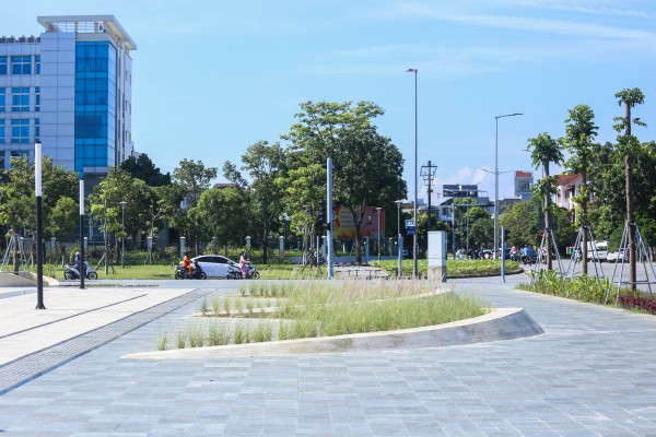 Cận cảnh dự án quảng trường 'điểm nhấn' gần 200 tỉ đồng ở Huế Cận cảnh dự án quảng trường 'điểm nhấn' gần 200 tỉ đồng ở Huế