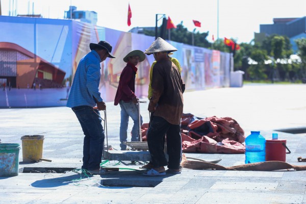 Cận cảnh dự án quảng trường 'điểm nhấn' gần 200 tỉ đồng ở Huế Cận cảnh dự án quảng trường 'điểm nhấn' gần 200 tỉ đồng ở Huế