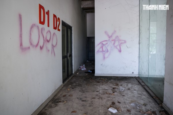 Cận cảnh khu căn hộ nghìn tỉ xuống cấp ở Thủ Thiêm chuẩn bị đấu giá