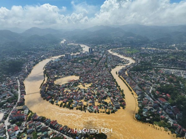Cao Bằng vẫn chìm nghỉm trong trận lũ lịch sử Cao Bằng vẫn chìm nghỉm trong trận lũ lịch sử