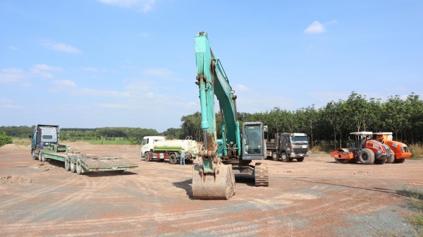 Cao tốc Gia Nghĩa - Chơn Thành thi công cầm chừng do chờ mặt bằng, thiếu vật liệu