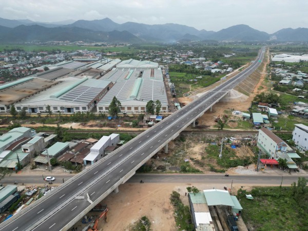 Cao tốc qua phía đông Gia Lai trễ hẹn thông xe dịp tết Cao tốc qua phía đông Gia Lai trễ hẹn thông xe dịp tết