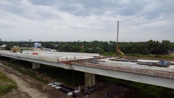 Cầu Bình Gởi vượt sông Sài Gòn thuộc đường Vành đai 3 TP.HCM tăng tốc về đích