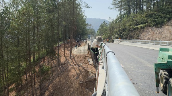 Cầu cạn đèo Mimosa Đà Lạt trước ngày thông xe