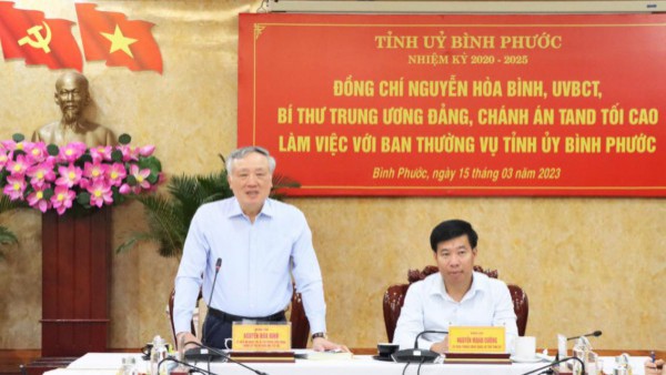 Chánh án TAND tối cao Nguyễn Hòa Bình làm việc tại Bình Phước