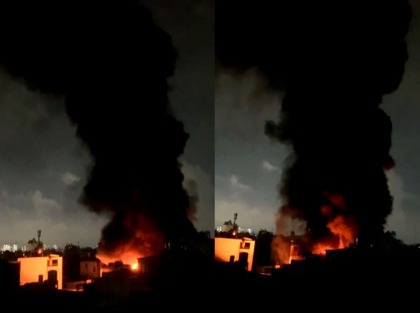 Cháy kho bao bì nhựa, khói đen bao trùm khu dân cư ở TP.HCM Cháy kho bao bì nhựa, khói đen bao trùm khu dân cư ở TP.HCM