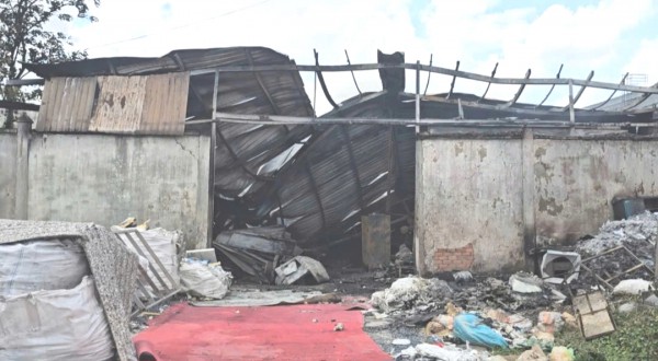 Cháy lớn tại công ty nhựa, phế liệu ở Củ Chi Cháy lớn tại công ty nhựa, phế liệu ở Củ Chi