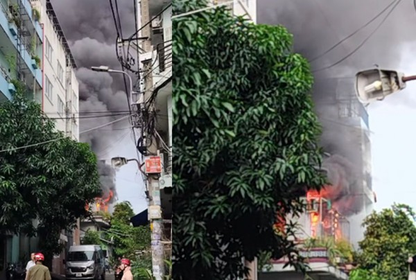 Cháy nhà 3 tầng lửa đỏ rực, khu dân cư nháo nhào