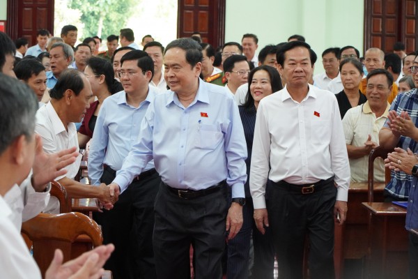 Chủ tịch Quốc hội kỳ vọng Cần Thơ tăng trưởng kinh tế và GDP Chủ tịch Quốc hội kỳ vọng Cần Thơ tăng trưởng kinh tế và GDP