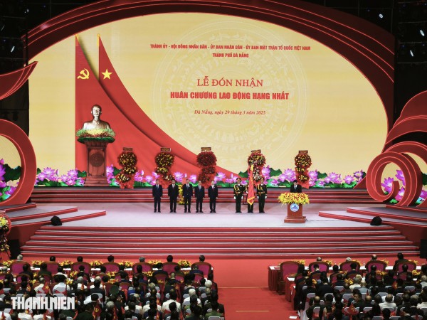 Chủ tịch UBND TP.Đà Nẵng: Không để người dân cảm thấy quyền lợi giảm đi sau sáp nhập Chủ tịch UBND TP.Đà Nẵng: Không để người dân cảm thấy quyền lợi giảm đi sau sáp nhập