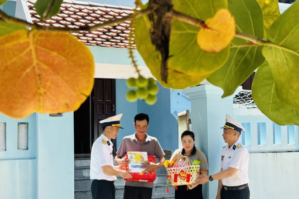 Chùm ảnh độc quyền: Trường Sa những ngày giáp Tết Bính Ngọ 2026 Chùm ảnh độc quyền: Trường Sa những ngày giáp Tết Bính Ngọ 2026