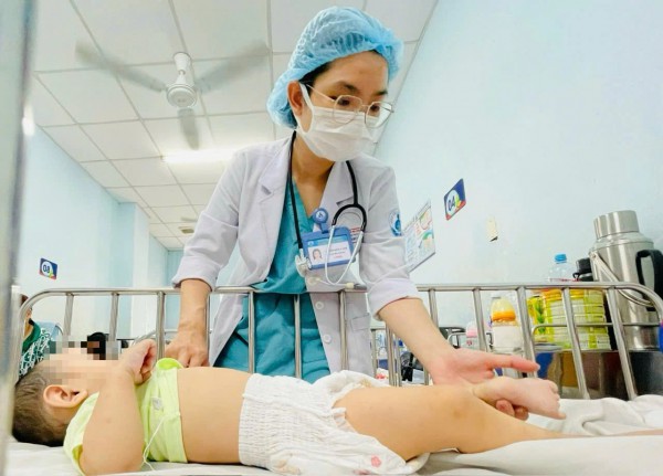 Chủng vi rút gây bệnh tay chân miệng nặng xuất hiện trở lại ở TP.HCM Chủng vi rút gây bệnh tay chân miệng nặng xuất hiện trở lại ở TP.HCM