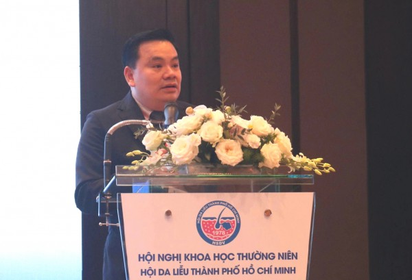Chuyên gia da liễu cảnh báo 'bẫy' làm đẹp trong kỷ nguyên y học tái tạo