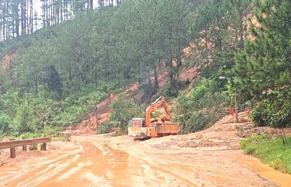 Công bố tình huống khẩn cấp về thiên tai QL27C nối Đà Lạt - Nha Trang