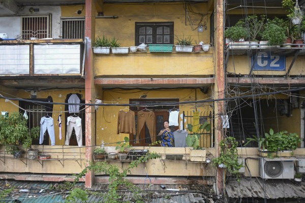 Công dân đến phường giải quyết thủ tục đông gấp 4-5 lần Công dân đến phường giải quyết thủ tục đông gấp 4-5 lần