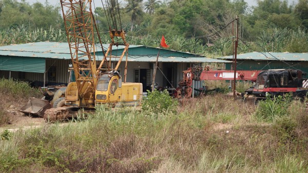 Công trình đập dâng hạ lưu sông Trà Khúc dang dở sau 5 năm triển khai