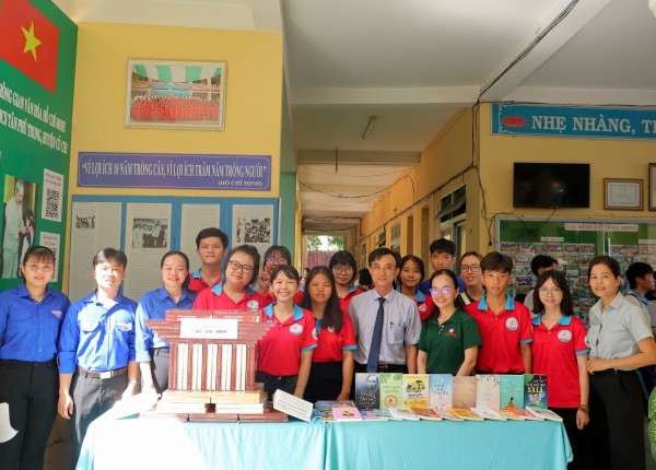 Củ Chi đẩy mạnh phát triển văn hóa đọc và lan tỏa tri thức đến người dân Củ Chi đẩy mạnh phát triển văn hóa đọc và lan tỏa tri thức đến người dân
