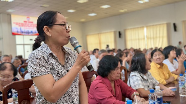 Cử tri TP.HCM đề nghị quan tâm chế độ cho cán bộ khu phố nghỉ việc sau sắp xếp Cử tri TP.HCM đề nghị quan tâm chế độ cho cán bộ khu phố nghỉ việc sau sắp xếp