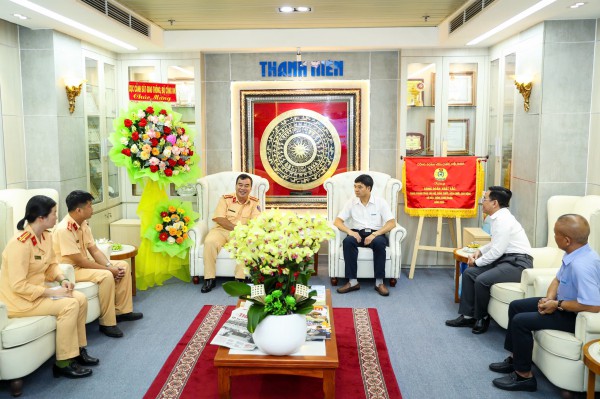 Cục CSGT: Báo Thanh Niên góp phần lan tỏa pháp luật giao thông đến gần người dân Cục CSGT: Báo Thanh Niên góp phần lan tỏa pháp luật giao thông đến gần người dân