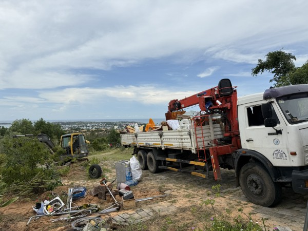 Cưỡng chế thu hồi đất công ở đồi cát bay Mũi Né Cưỡng chế thu hồi đất công ở đồi cát bay Mũi Né