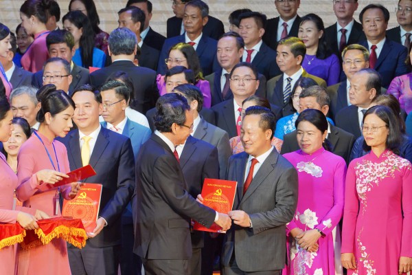 Danh sách 168 bí thư xã, phường và đặc khu Côn Đảo của TP.HCM mới Danh sách 168 bí thư xã, phường và đặc khu Côn Đảo của TP.HCM mới