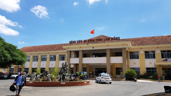 Dẹp nạn xe cứu thương trá hình ở Lâm Đồng