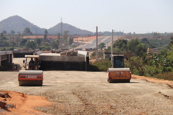 Doanh nghiệp đồng loạt gửi kiến nghị ‘nóng’ đến lãnh đạo tỉnh Lâm Đồng Doanh nghiệp đồng loạt gửi kiến nghị ‘nóng’ đến lãnh đạo tỉnh Lâm Đồng