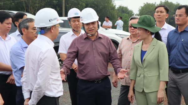 Doanh nghiệp dự án cao tốc Gia Nghĩa - Chơn Thành xin chuyển từ BOT sang BT Doanh nghiệp dự án cao tốc Gia Nghĩa - Chơn Thành xin chuyển từ BOT sang BT