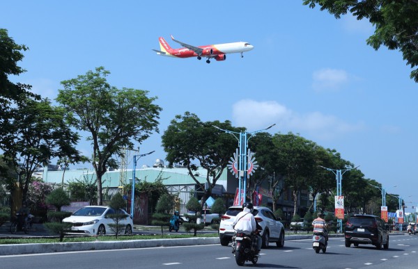 Drone xâm phạm sân bay Đà Nẵng: Siết chặt quản lý từ mặt đất đến bầu trời