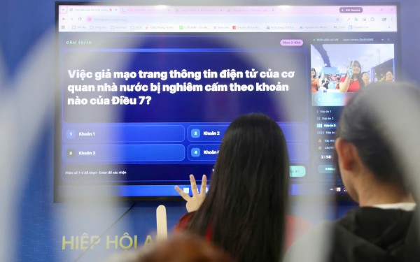 Gala 'Tổ quốc bình yên': Tái hiện 80 năm lịch sử An ninh nhân dân