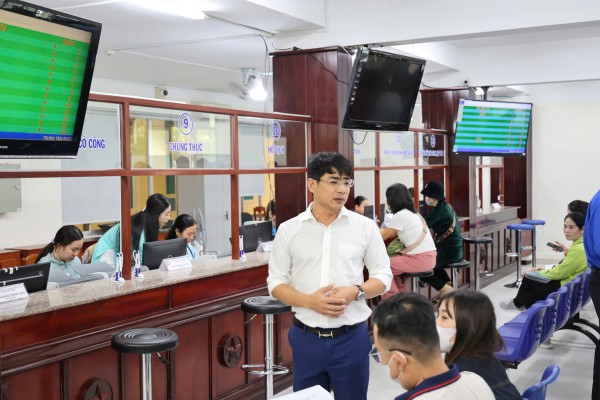 Ghi nhận ngày đầu tại dịch vụ ‘một cửa’ P.Nha Trang Ghi nhận ngày đầu tại dịch vụ ‘một cửa’ P.Nha Trang