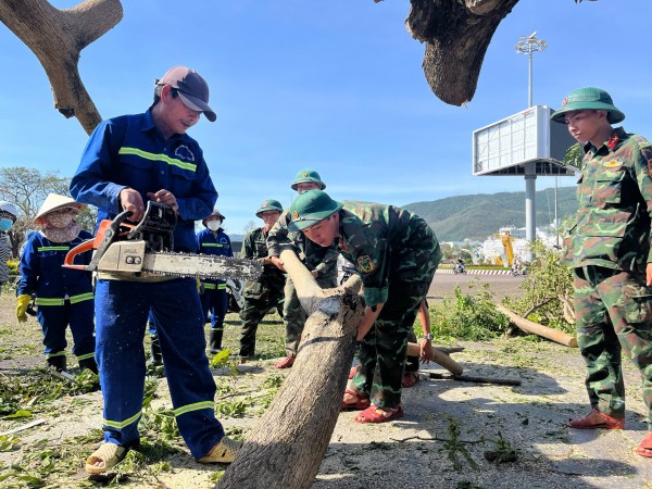 Gia Lai: Hơn 3.500 nhà dân bị sập, tốc mái do bão Kalmaegi