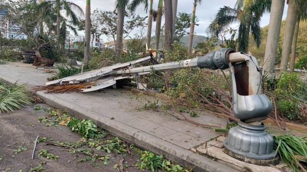 Gia Lai: Hơn 3.500 nhà dân bị sập, tốc mái do bão Kalmaegi